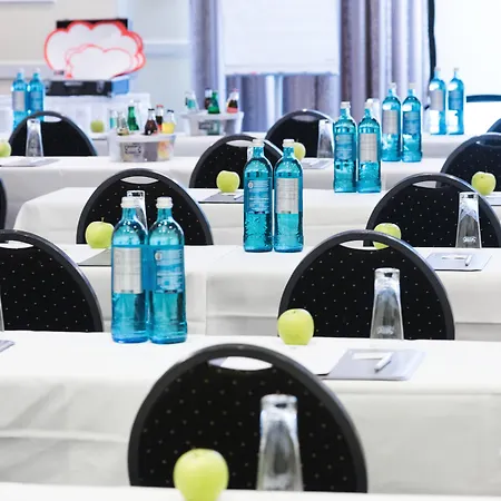 Leoso 4* Leverkusen