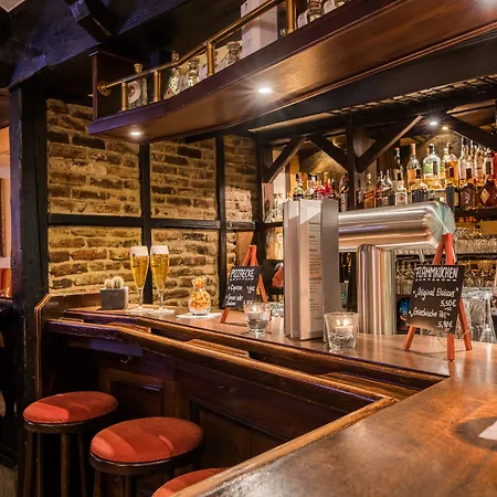 Leoso Ξενοδοχείο 4*